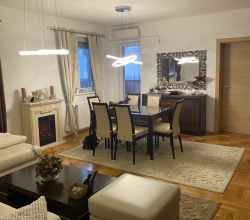 Prodaja LUX stana od 128m2 direktno od vlasnika-Novi Sad