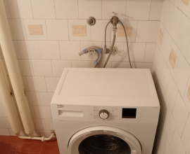 Izdajem stan površine 31m2 kod Novog Merkatora (Fontana), Omladinskih brigada.